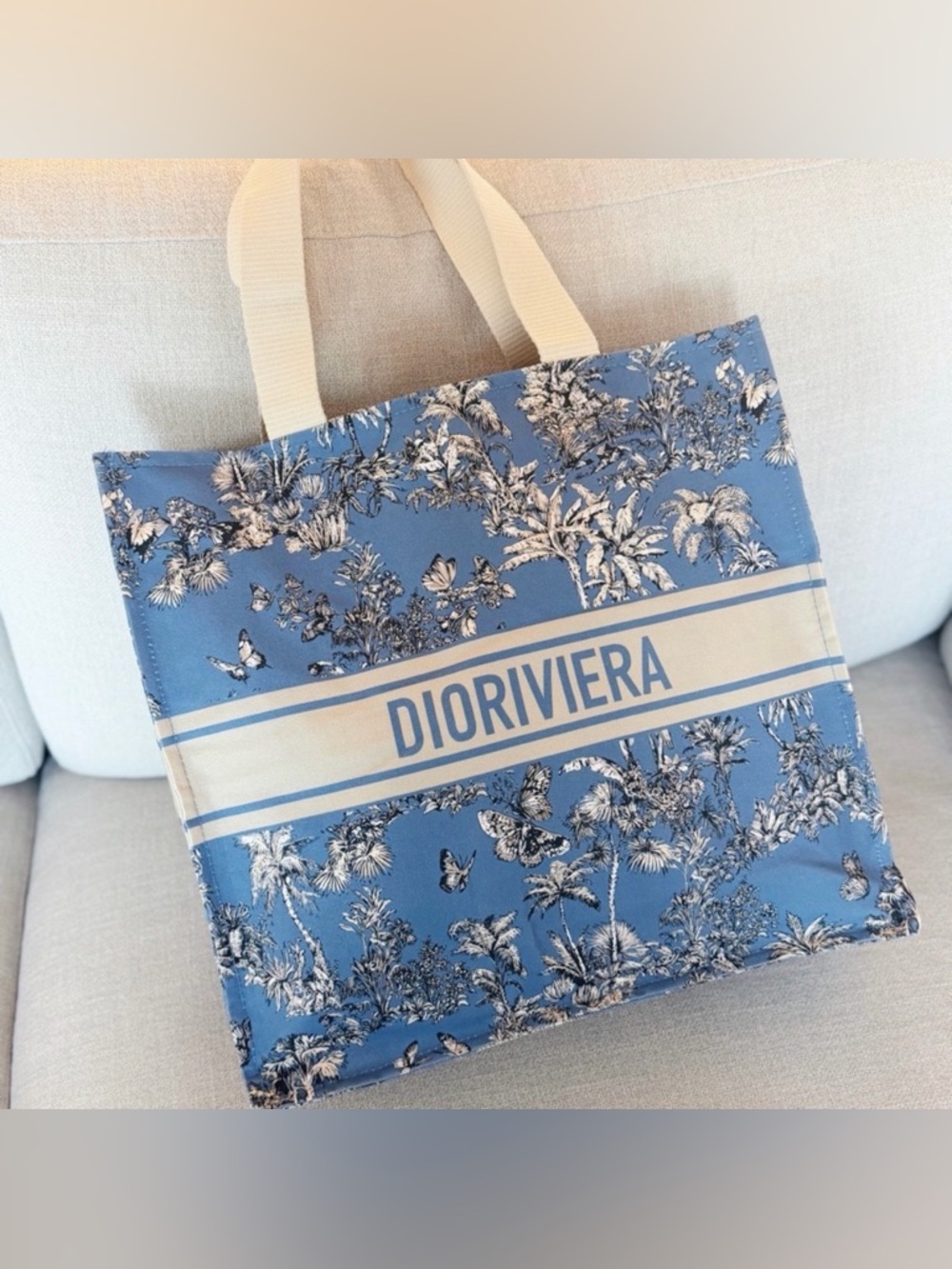 Christian Dior Beauty Blue Butterfly Tote - Picture 5 of 6